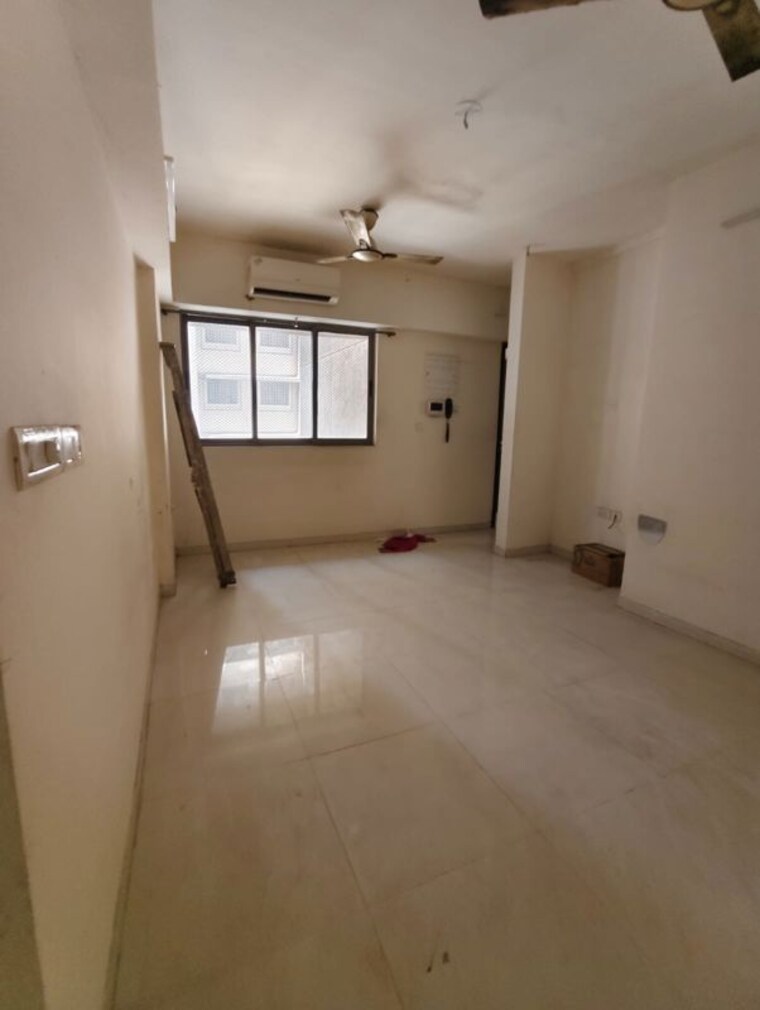 Bedroom, lodha-splendora 1.5 Bedroom 568 Sq.Ft. Apartment In Ghodbunder Road Thane 10146933