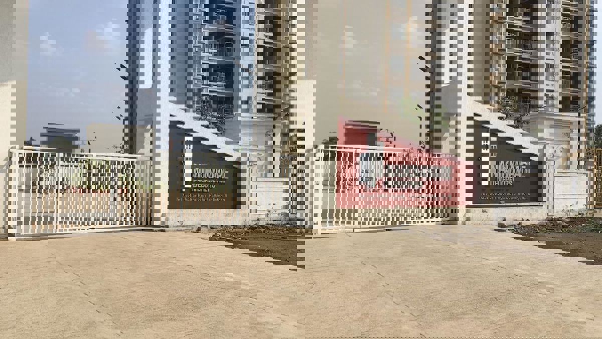 2 BHK + Extra Room 750 Sq.Ft. Apartment in Avon Vista