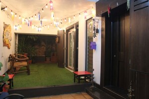 Living Room in 6 BHK Villa at Golden Beach Society, Juhu – for Sale