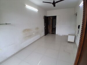 1 RK Apartment For Rent in Siddhi Radha Kunj, Chembur