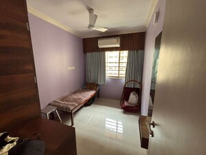 Living Room in 2.5 BHK Apartment at Sheth Vasant Oasis, Andheri East – for Rent