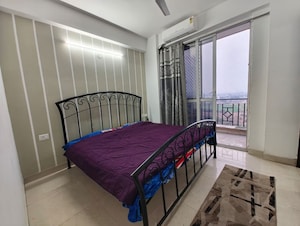 Bedroom in 3 BHK Apartment at Signature Global Andour Height, Sector 71 – for Rent