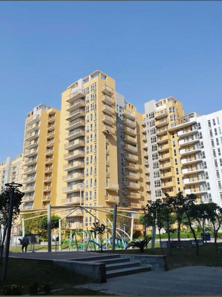 Exterior View, sector 70a 3 Bedroom 1650 Sq.Ft. Builder Floor In Sector 70a Gurgaon 10147597