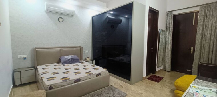 Bedroom, sector 47 3 Bedroom 2000 Sq.Ft. Builder Floor In Sector 47 Gurgaon 10147669