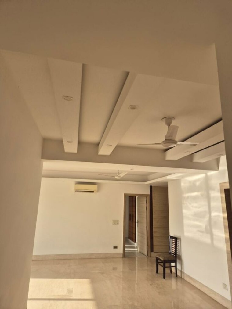 Living Room, tulip-ivory 4 Bedroom 2400 Sq.Ft. Apartment In Sector 70 Gurgaon 10147672