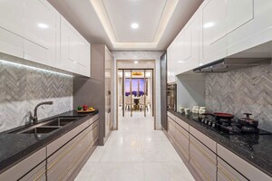 Building Lobby in 3 BHK Apartment at Aishwarya Optima, Mulund West – for Sale