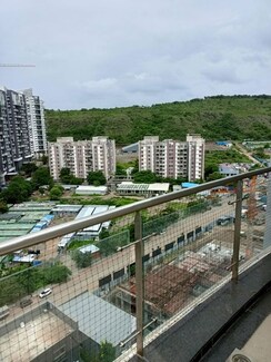 4 BHK + Servant Room Apartment For Rent in Supreme Amadore