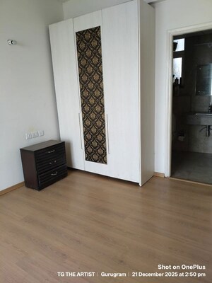 Room in 2 BHK Apartment at AIPL The Peaceful Homes, Sector 70a – for Sale