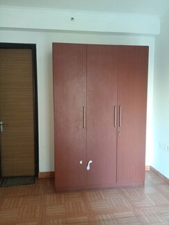 2 BHK Apartment For Rent in Saya Zion
