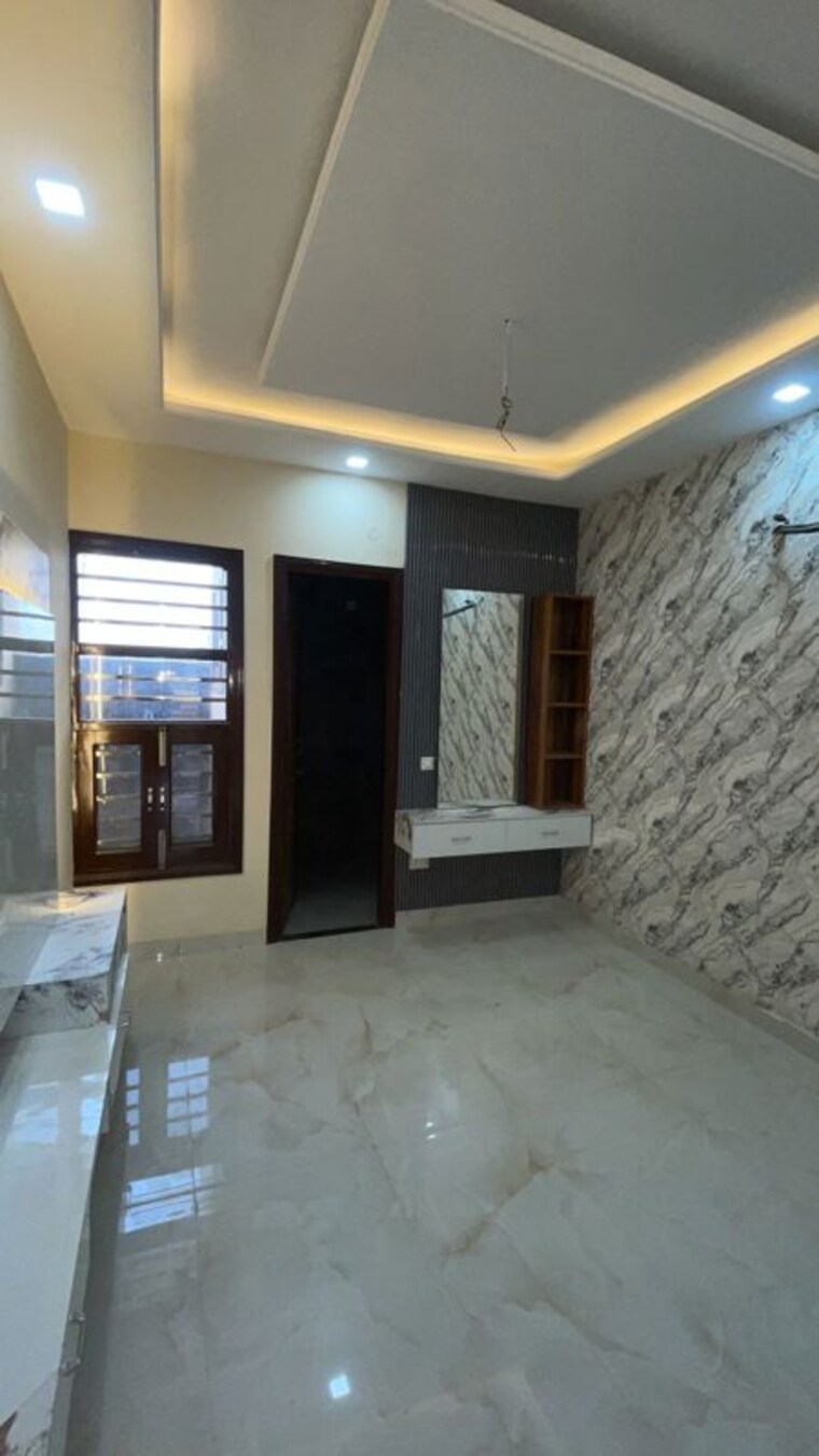 Room, sector 124 4 Bedroom 120 Sq.Yd. Independent House In Sector 124 Mohali 10148035