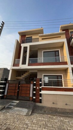 4 BHK + Pooja Room,Servant Room,Study Room,Extra Room Independent House For Sale in Sector 124