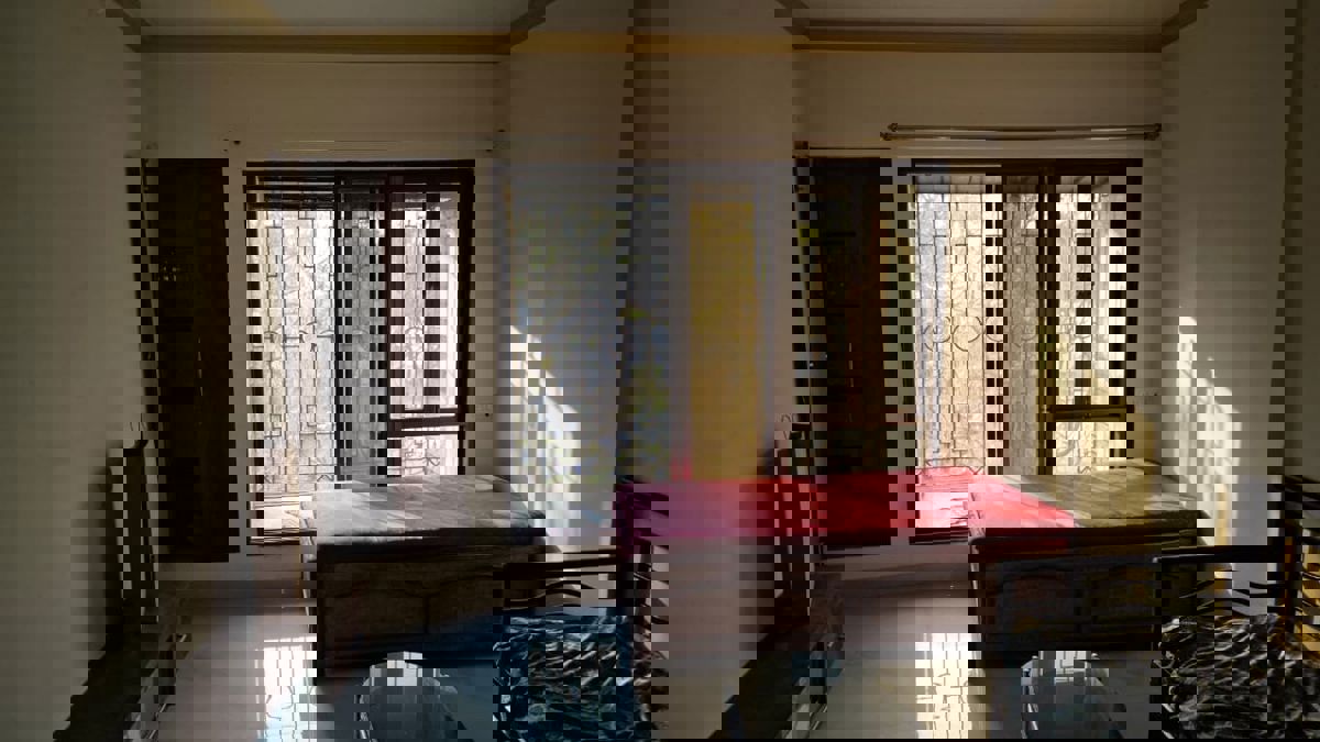 2 BHK 850 Sq.Ft. Apartment in Mercury CHS