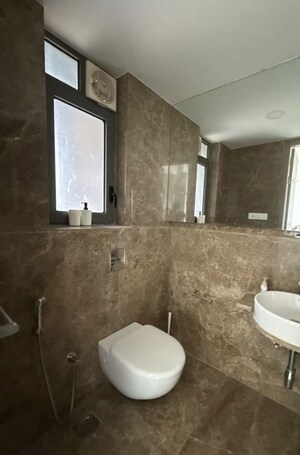 Bathroom in 3 BHK Apartment at Lodha Seamont, Malabar Hill – for Sale