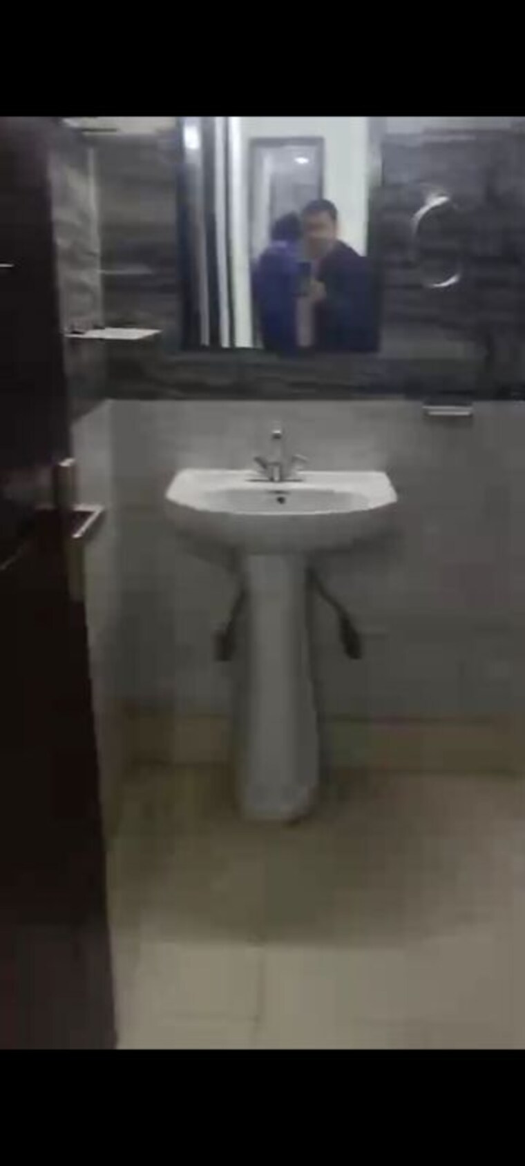 Bathroom, vasant kunj 3 Bedroom 1500 Sq.Ft. Builder Floor In Vasant Kunj Delhi 10148125