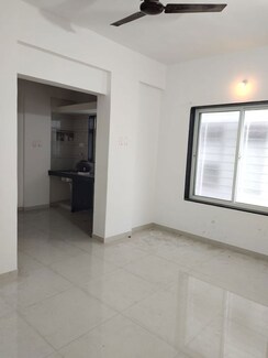 1 RkApartment For Rent in Rahul Complex Wing