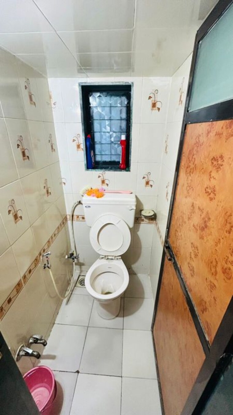 Bathroom, omkar-yogayog-bhavan 1 Bedroom 585 Sq.Ft. Apartment In Dombivli West Thane 10148135