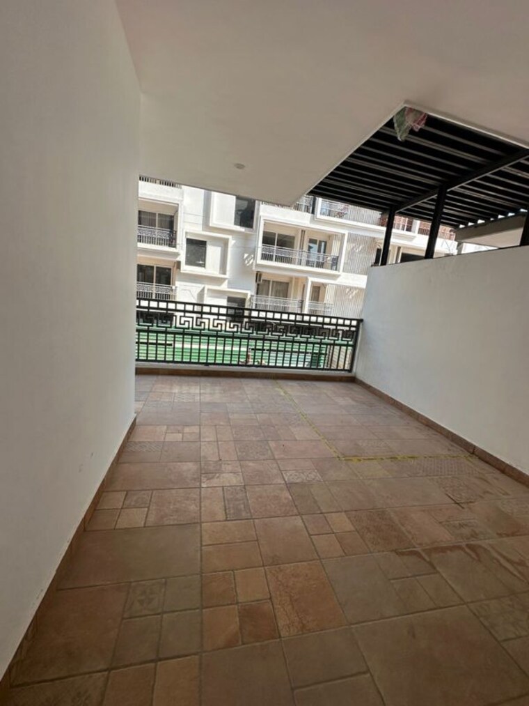Balcony, malwa-escon-primera 3 Bedroom 2450 Sq.Ft. Apartment In International Airport Road Zirakpur 10148210