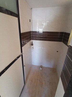 Furnished Amenities in 1 BHK Apartment at Millennium Tower, Kandivali East – for Rent