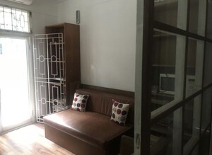 Room in 3 BHK Apartment at Walkeshwar – for Sale