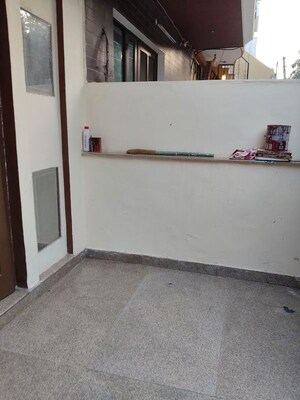 Balcony in 2 BHK Builder Floor at RWA Residential Society Sector 46, Sector 46 – for Rent
