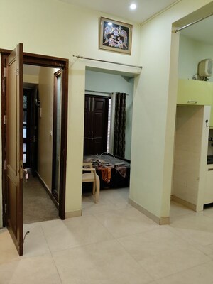Building Lobby in 2 BHK Builder Floor at RWA Residential Society Sector 46, Sector 46 – for Rent