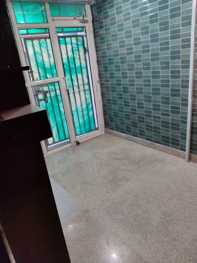 Bedroom, rwa-residential-society-sector-46 2 Bedroom 1000 Sq.Ft. Builder Floor In Sector 46 Gurgaon 10148225