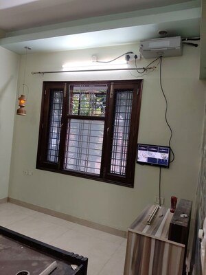 Furnished Amenities in 2 BHK Builder Floor at RWA Residential Society Sector 46, Sector 46 – for Rent