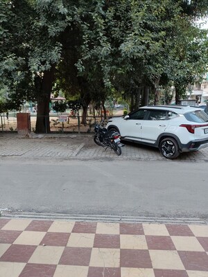 2 BHK Builder Floor For Rent in RWA Residential Society Sector 46, Sector 46