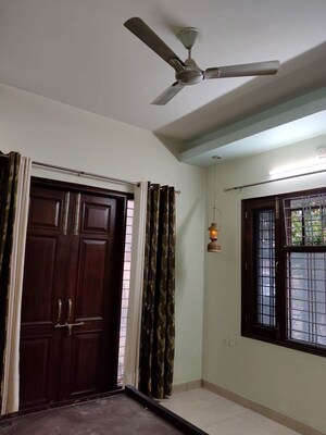 Building Lobby in 2 BHK Builder Floor at RWA Residential Society Sector 46, Sector 46 – for Rent