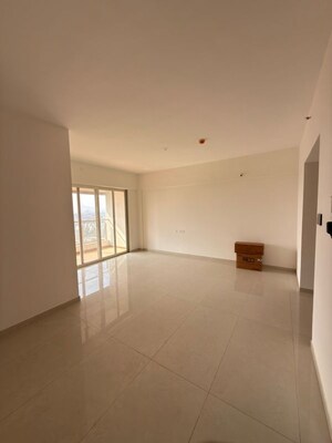 Room in 3 BHK Apartment at Kolte Patil Little Earth, Kiwale – for Rent