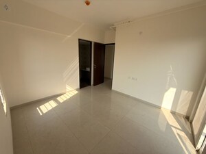 Room in 3 BHK Apartment at Kolte Patil Little Earth, Kiwale – for Rent