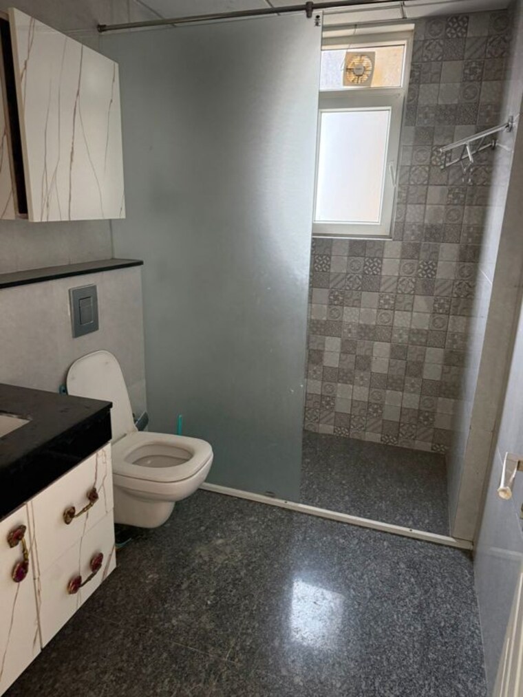 Bathroom, aipl-the-peaceful-homes 3 Bedroom 2350 Sq.Ft. Apartment In Sector 70a Gurgaon 10148237