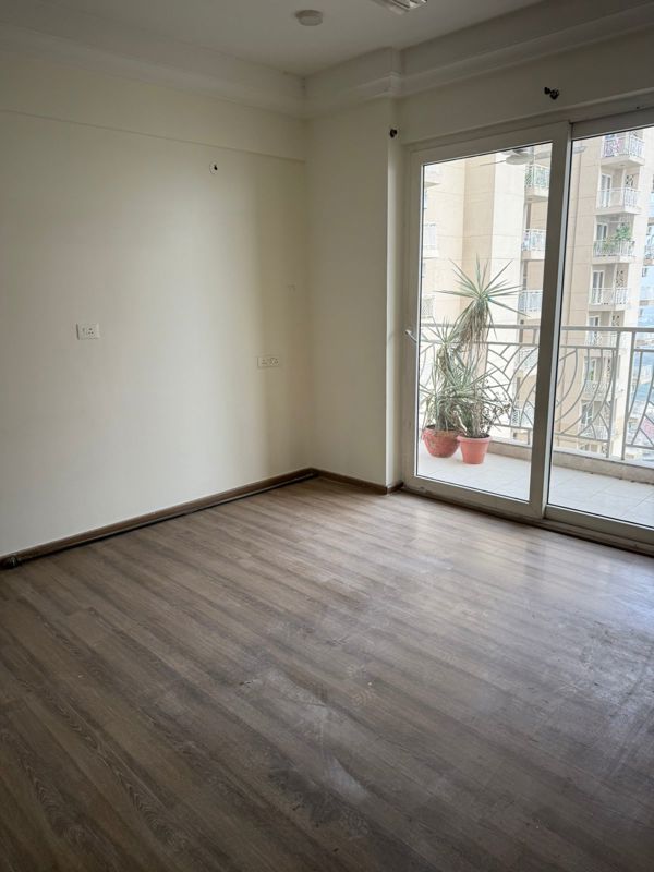 3 BHK + Servant Room Apartment For Sale in AIPL The Peaceful Homes