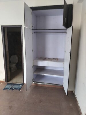 Bathroom in 2.5 BHK Apartment at Amrapali Silicon City, Sector 76 – for Sale