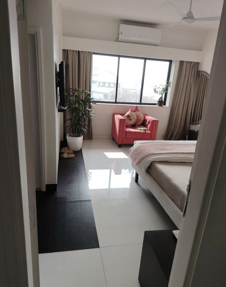 Room, nepean sea road 3 Bedroom 1980 Sq.Ft. Apartment In Nepean Sea Road Mumbai 10148380