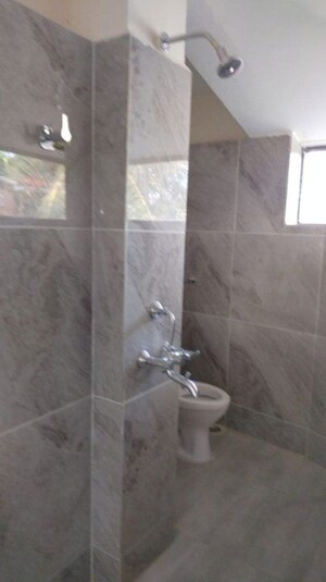 Bathroom in 6+ BHK Independent House at Mormugao – for Sale