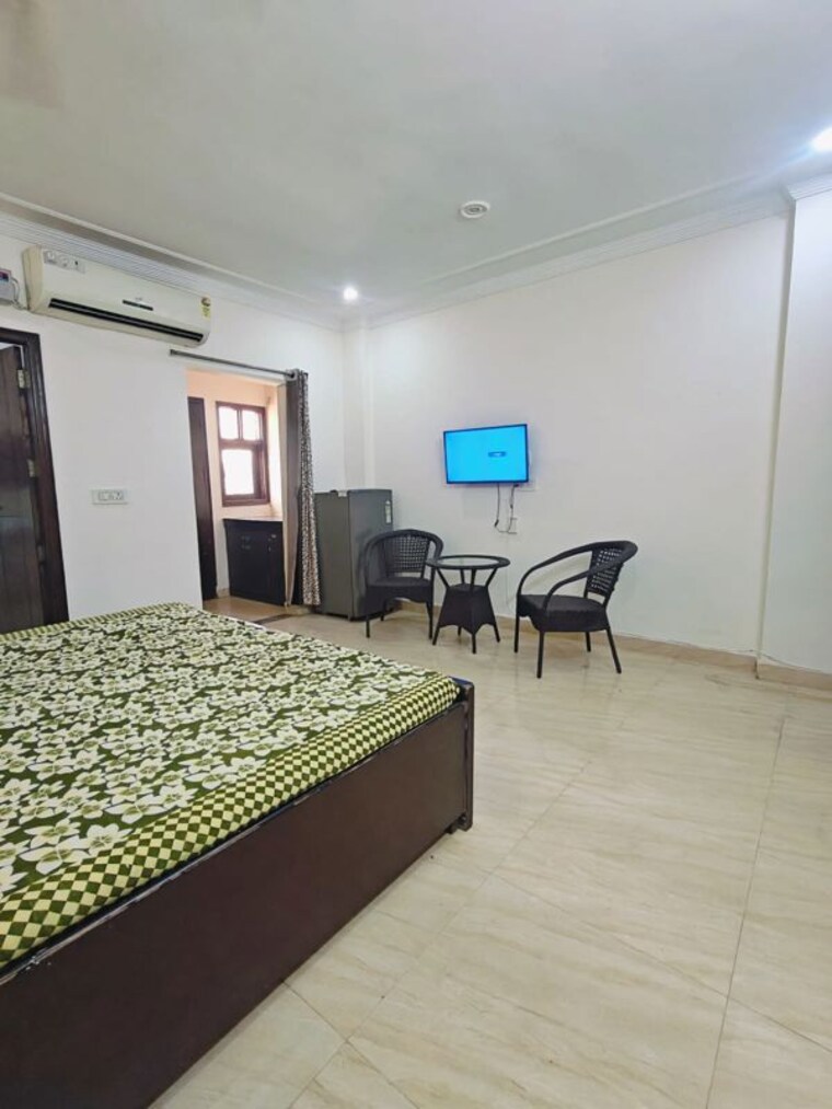 Bedroom, dlf-express-greens 1 RK 402 Sq.Yd. Builder Floor In Manesar Sector 1a Gurgaon 10148518