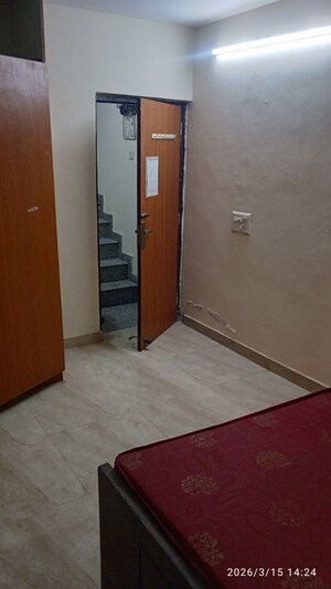 Room in 1 RK Builder Floor at Minarch Tower, Sector 44 – for Rent