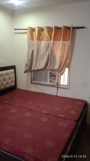 Bathroom in 1 RK Builder Floor at Minarch Tower, Sector 44 – for Rent