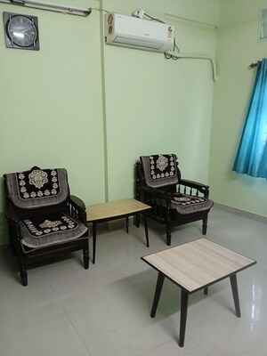 Living Room in 1.5 BHK Apartment at Shri Bhaveshwar Bhuwan CHS, Dadar West – for Rent