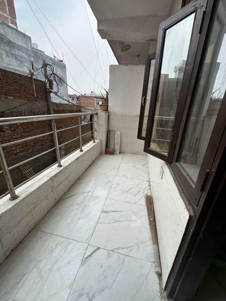 Balcony, baraula 2 Bedroom 750 Sq.Ft. Builder Floor In Baraula Noida 10148547