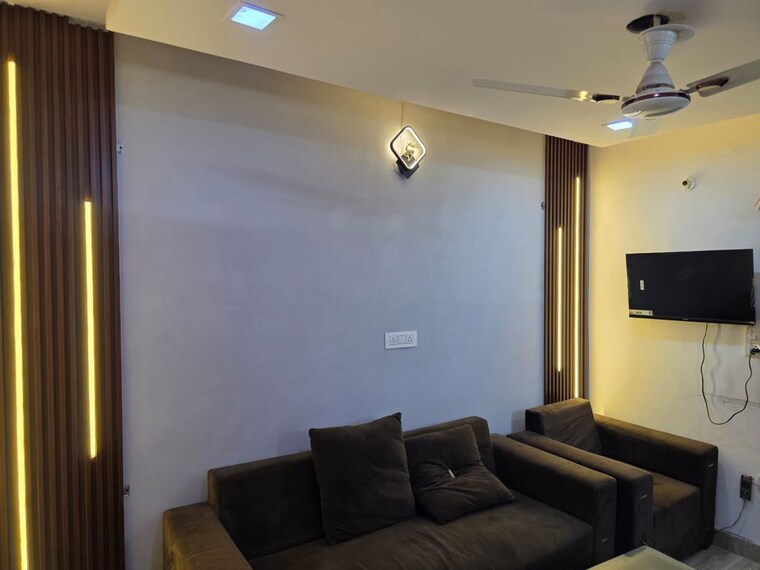 Living Room, neb sarai 1 Bedroom 450 Sq.Ft. Builder Floor In Neb Sarai Delhi 10148595
