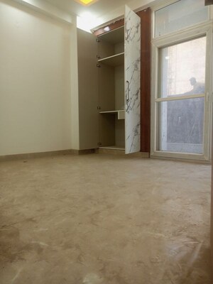 Room in 3 BHK Builder Floor at Grow Aman Residences, Sector 73 – for Sale