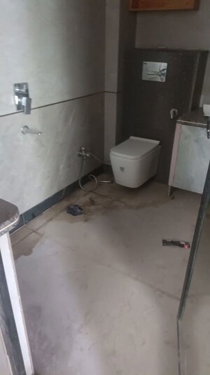 Attached Bathroom in 3 BHK Apartment at BPTP Amstoria, Sector 102 – for Rent