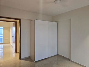 Room in 2 BHK Apartment at Ekta Trinity, Santacruz West – for Rent