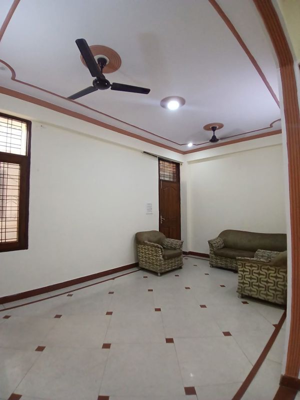 3 BHK Builder Floor For Rent in Spring Field