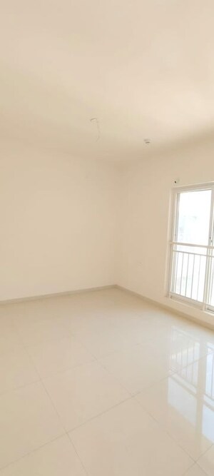 Room in 2 BHK Apartment at Godrej Nurture Pune, Mamurdi – for Rent