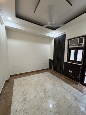 Room in 2 BHK Builder Floor at Sector 47 – for Rent