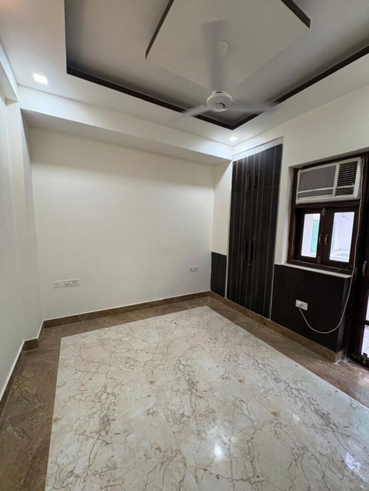 Room, sector 47 2 Bedroom 1200 Sq.Ft. Builder Floor In Sector 47 Gurgaon 10148718