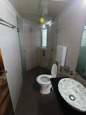 Bathroom in 3 BHK Apartment at Lokhandwala Whispering Palms XXclusives, Kandivali East – for Rent